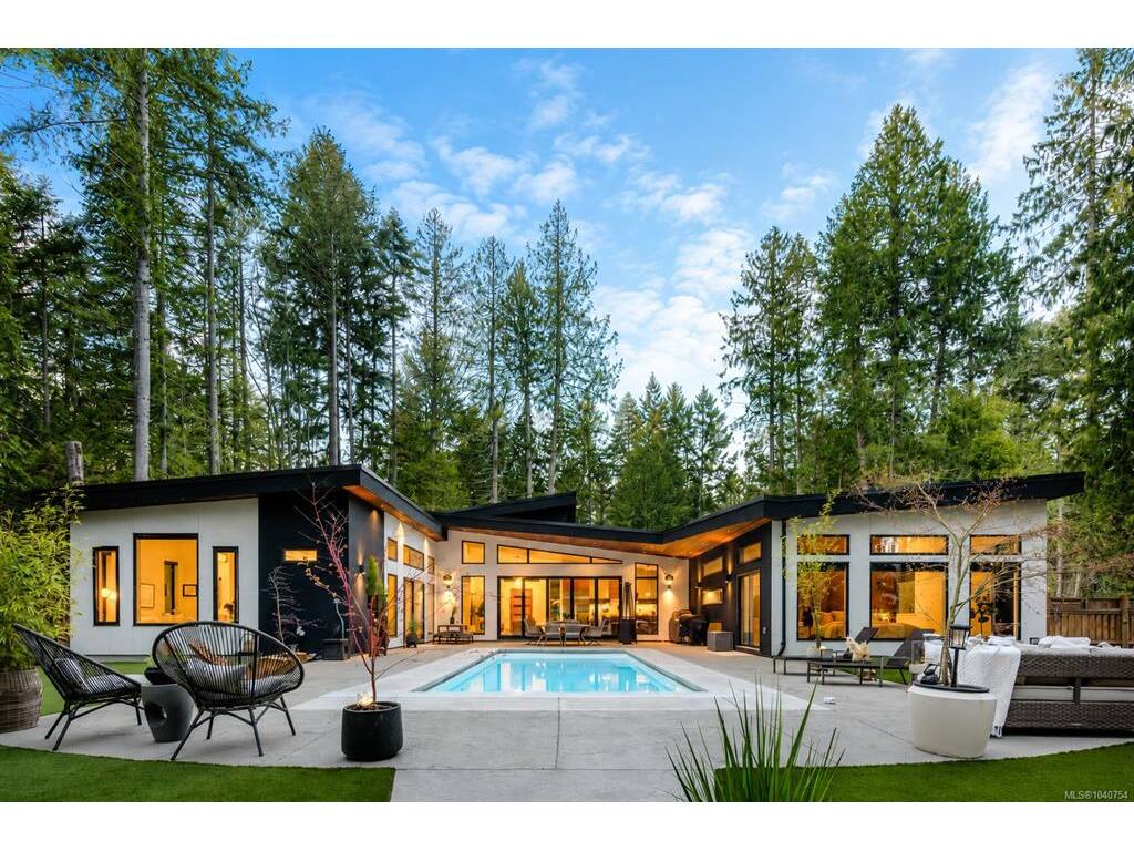 MLS&reg; 1040754