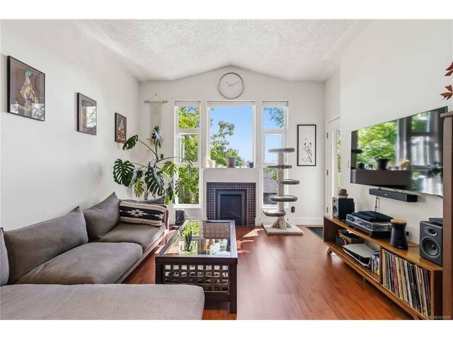 MLS&reg; 1039208
