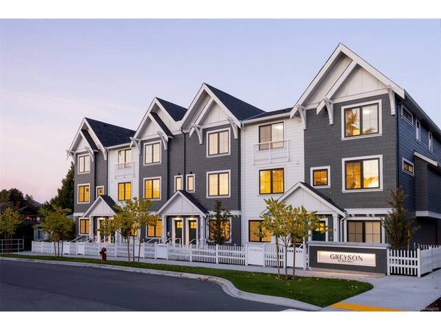 MLS&reg; number 1040500